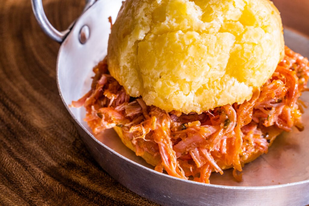  pão de queijo emporio coisas de minas pernil 