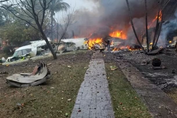 Avião que Caiu em Vinhedo