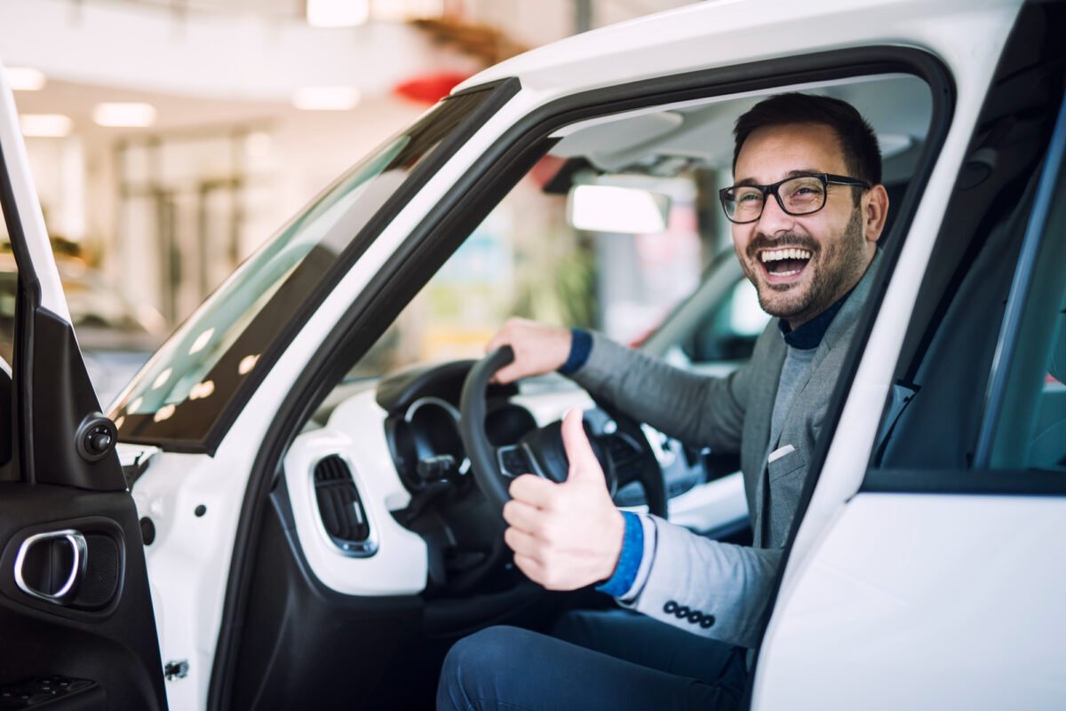 5 razões para assinar um carro e poupar dinheiro