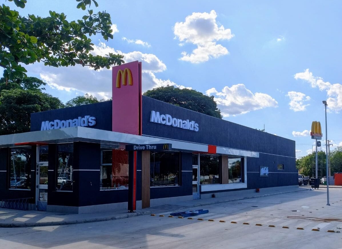 A Inauguração do McDonald's em Três Lagoas 3 de Dezembro