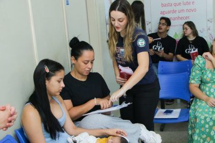 OUTUBRO ROSA CLINICA DA MULHER 16-10 (14) Prefeitura de Três Lagoas promove palestra sobre direitos da mulher com câncer e hábitos saudáveis