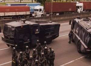 Governo de SP determina imediato cumprimento à ordem do STF para desbloquear rodovias