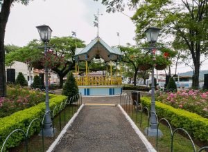 Santana de Parnaíba Celebrando suas Tradicoes e Festivais Anuais